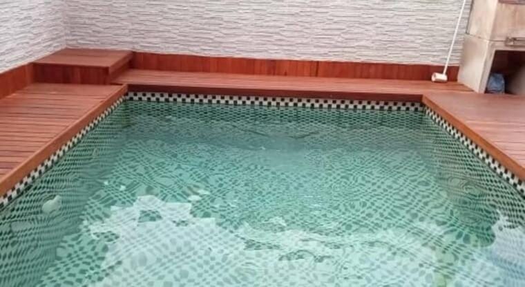 Casa com piscina em Guaratuba a 400 m da praia central House in Guaratuba