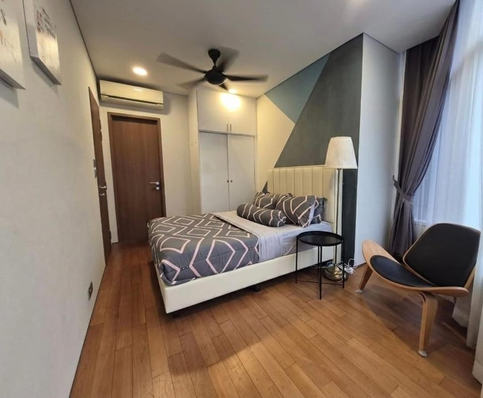 Heart of KL Modern High-Rise DUAL-KEY Suite Apartment in Federal Territory of Kuala Lumpur