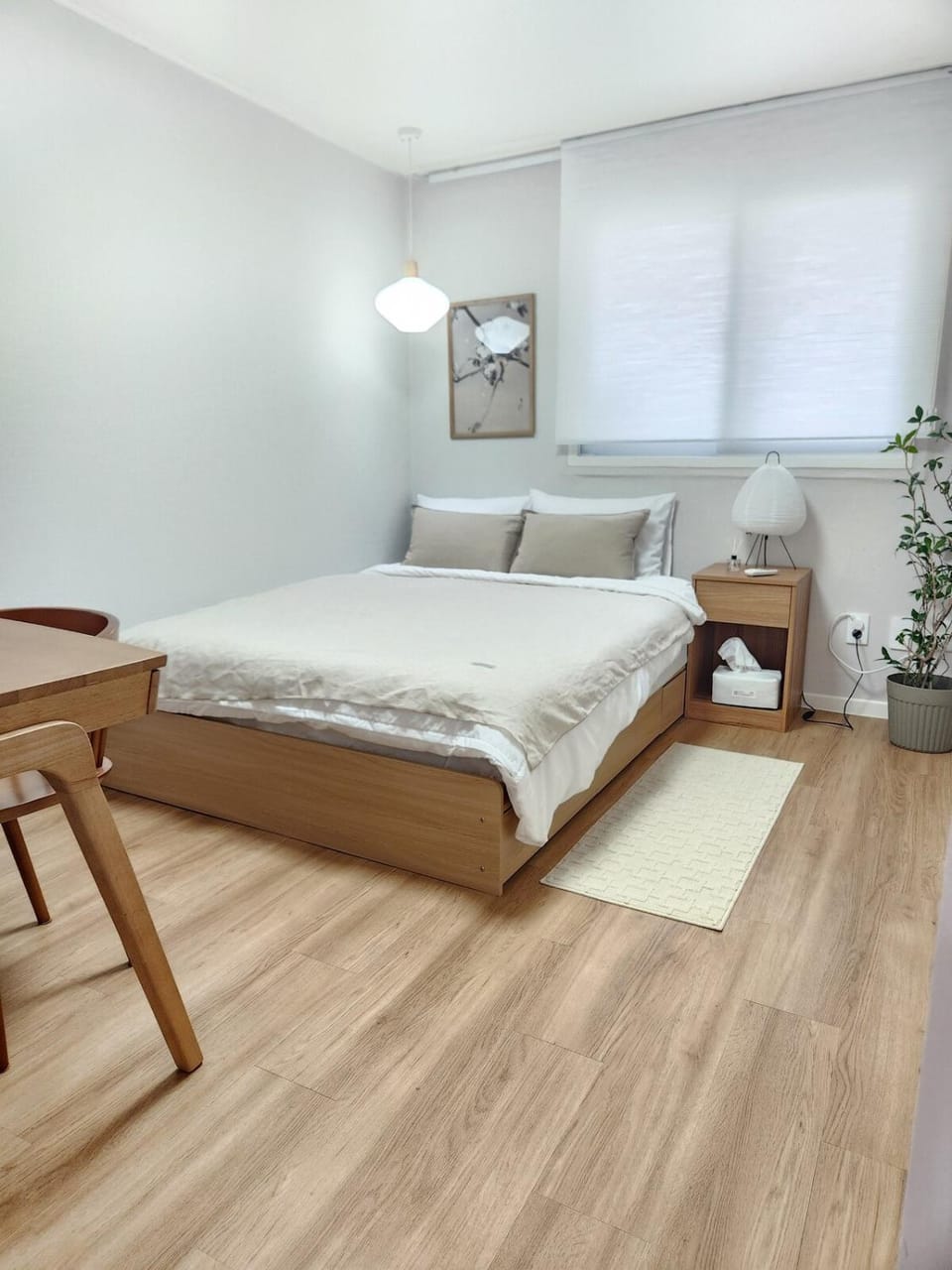 35 pyeong Lotte Tower, Lotte World, Seokchon Lake, Seongsu, Gangnam Coex, KSPO Dome, Gym, Ginseng Sauna, Asan Hospital Villa in Seoul
