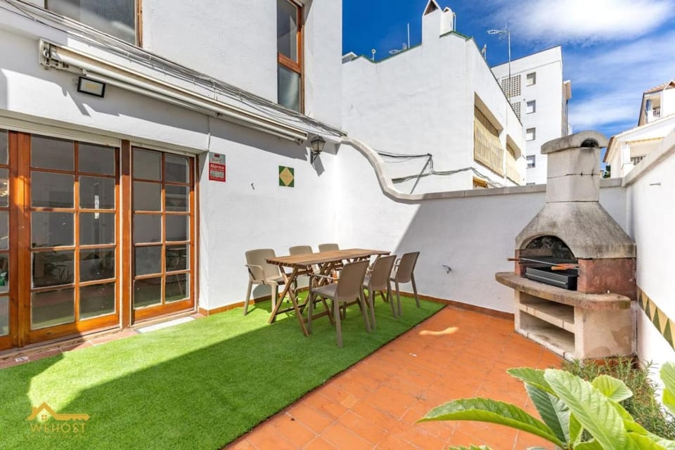 Beautiful House with Game Room in the Mediterranean Apartment in Baix Penedès