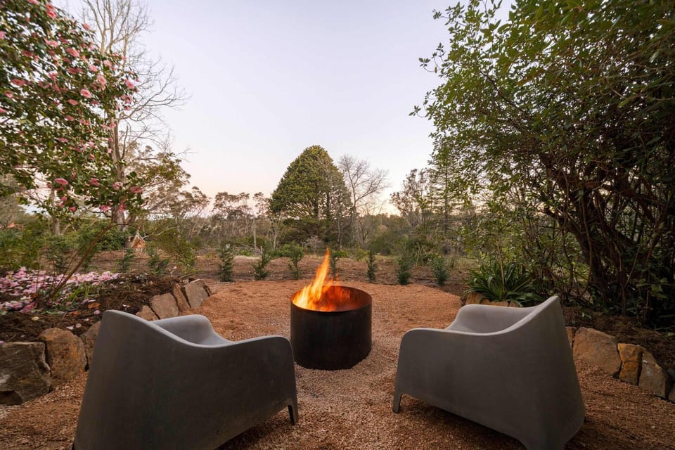 Sol Haus - Hot Tub Volleyball & Fireside Nights House in Wentworth Falls