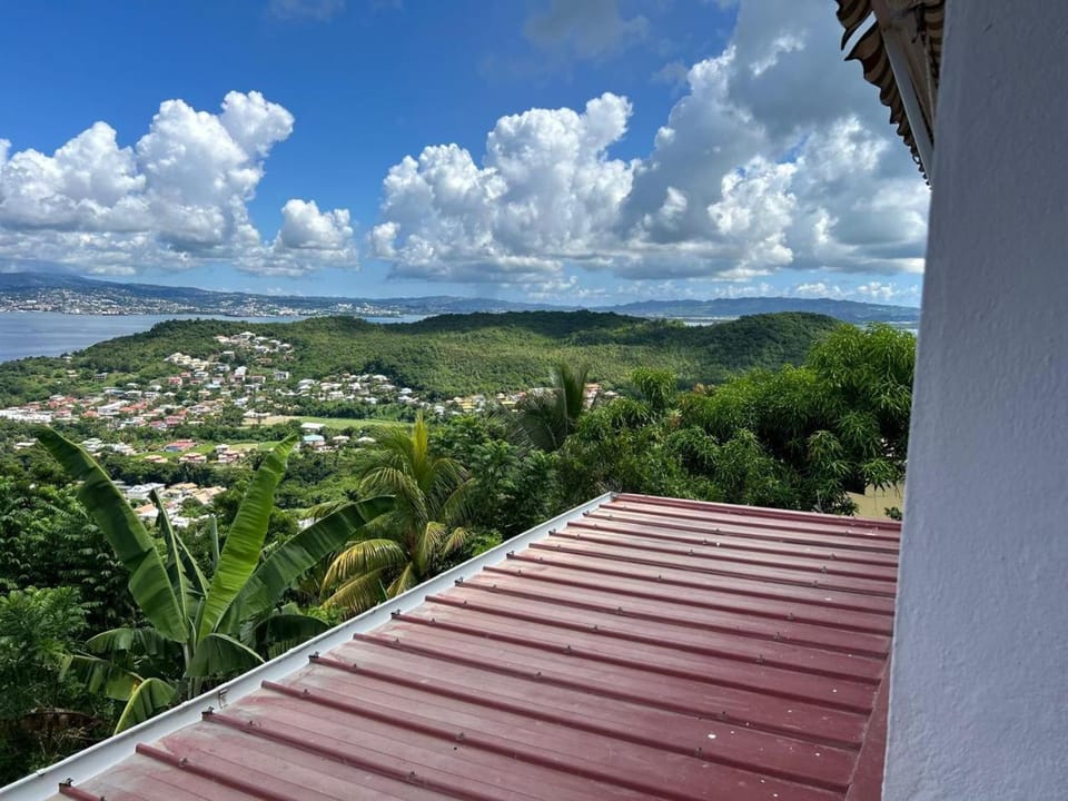 Bleue Horizon 1 Apartment in Les Trois-Îlets