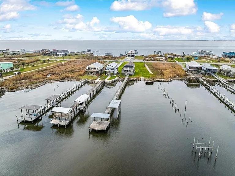 New Orleans Waterfront Escape 3BR 2BA Dock House in Ninth Ward