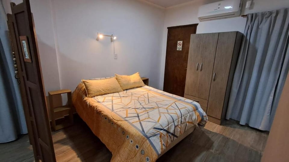 Bed, Photo of the whole room, Bedroom, wardrobe, air conditioner