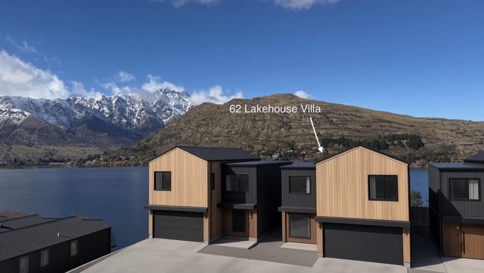 62 Lakehouse Villa House in Queenstown