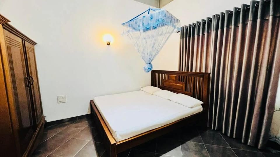 Pearl Crown Homestay House in Sri Lanka