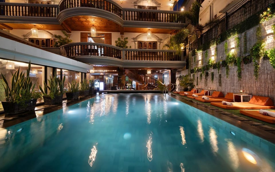 Property building, Pool view, Swimming pool, sunbed
