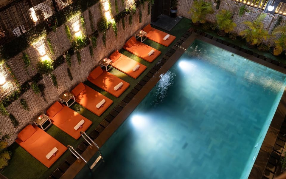Night, Pool view, Swimming pool, sunbed