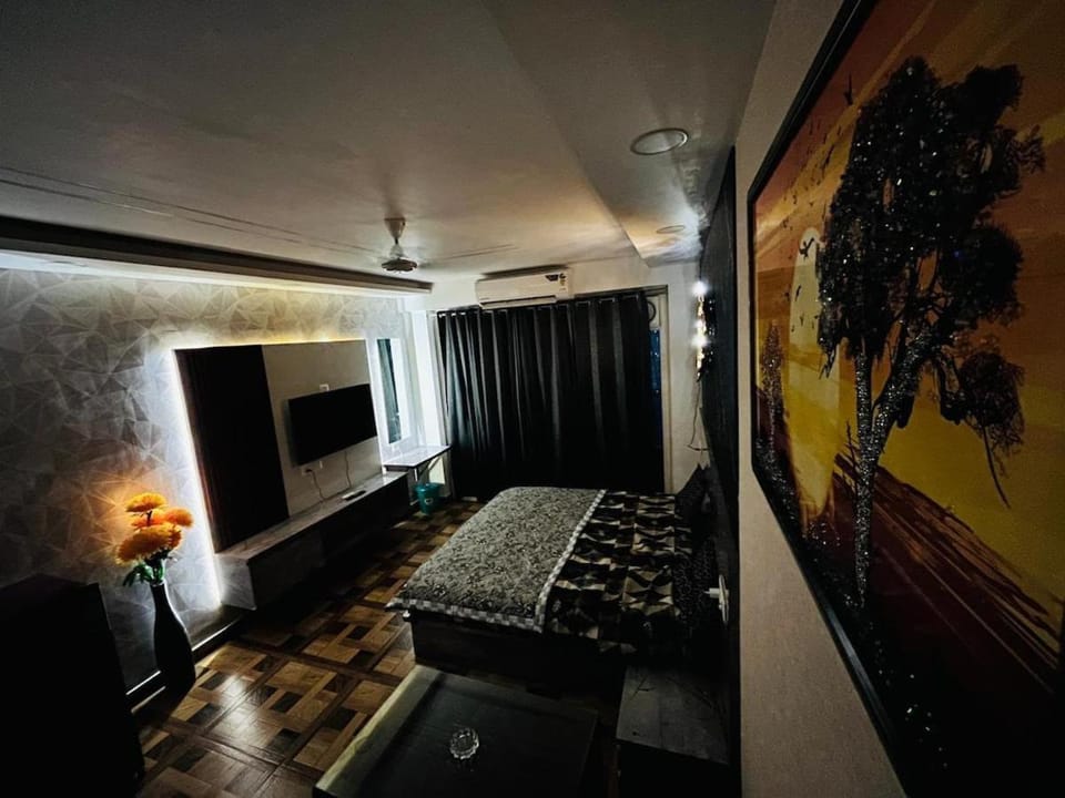 Perfect Studio On 17th Floor With a Balcony! Apartment hotel in Noida