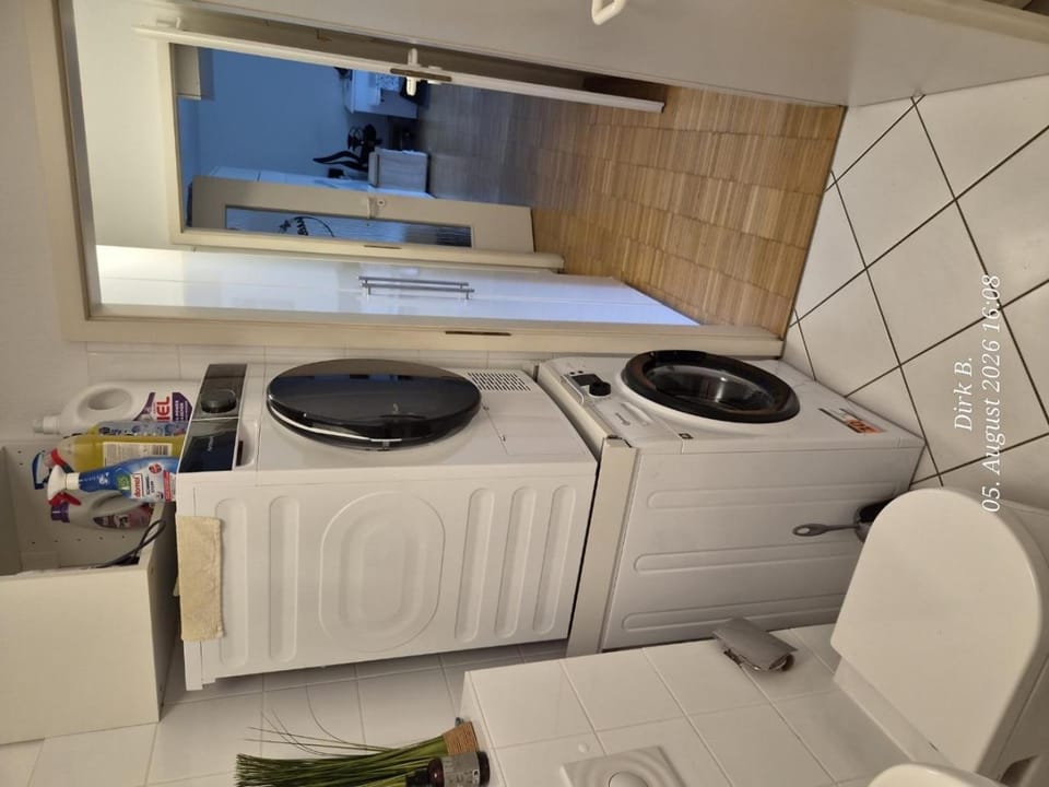 Hannover Bothfeld gut angebundene ruhige Terrassenwohnung am Park Apartment in Hanover