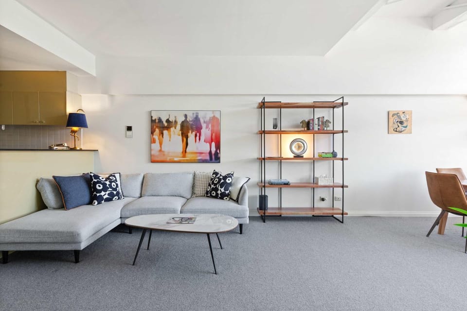 Woolloomooloo Harbourside Retreat Apartment in Sydney