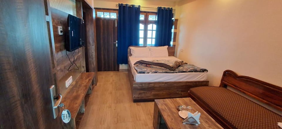 Resort Abhirup Hotel in West Bengal