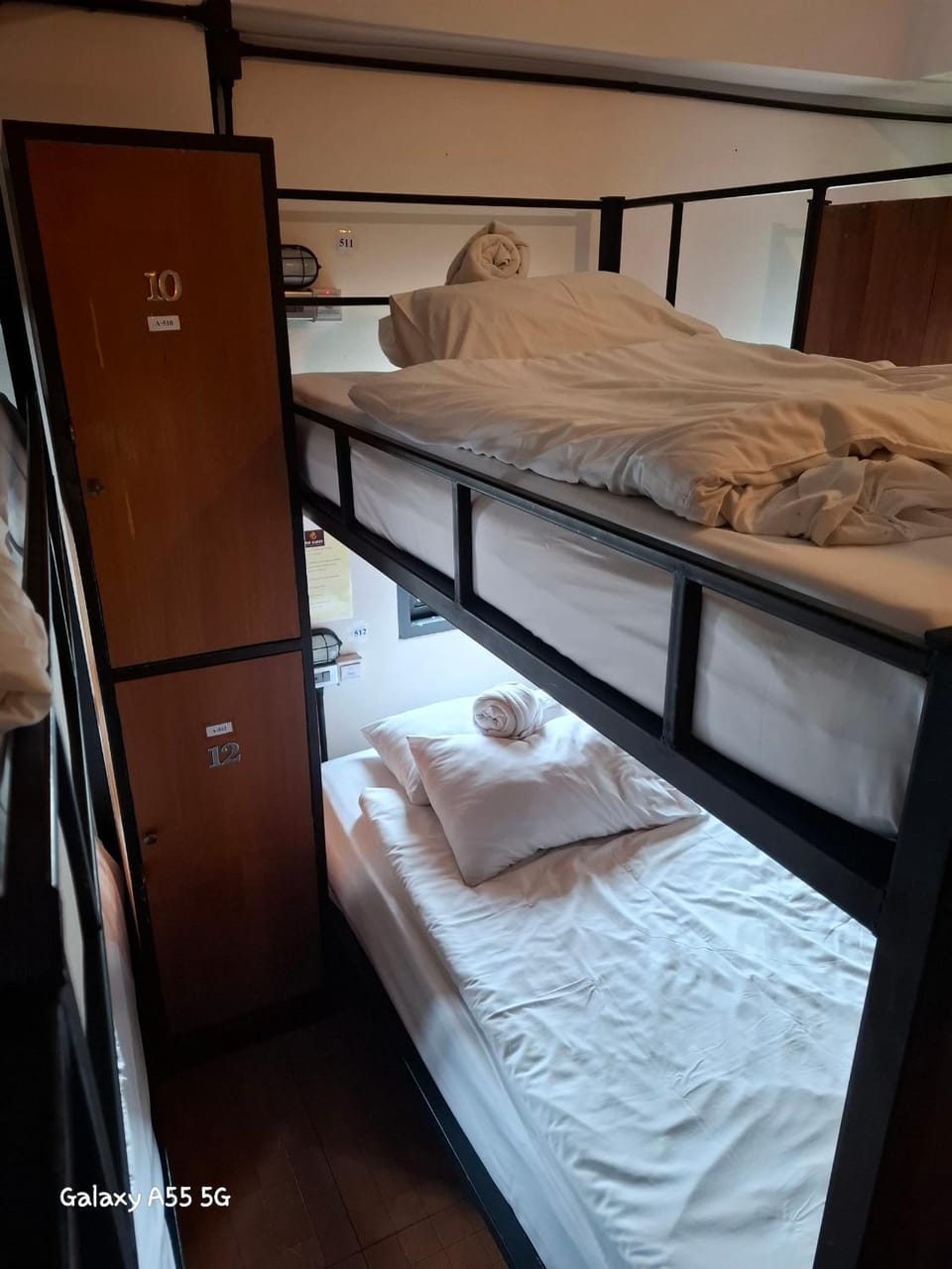 Bed, bunk bed