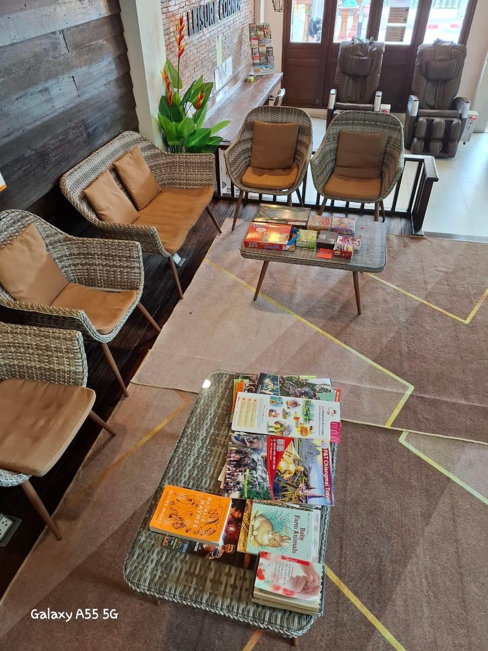 Communal lounge/ TV room, Seating area