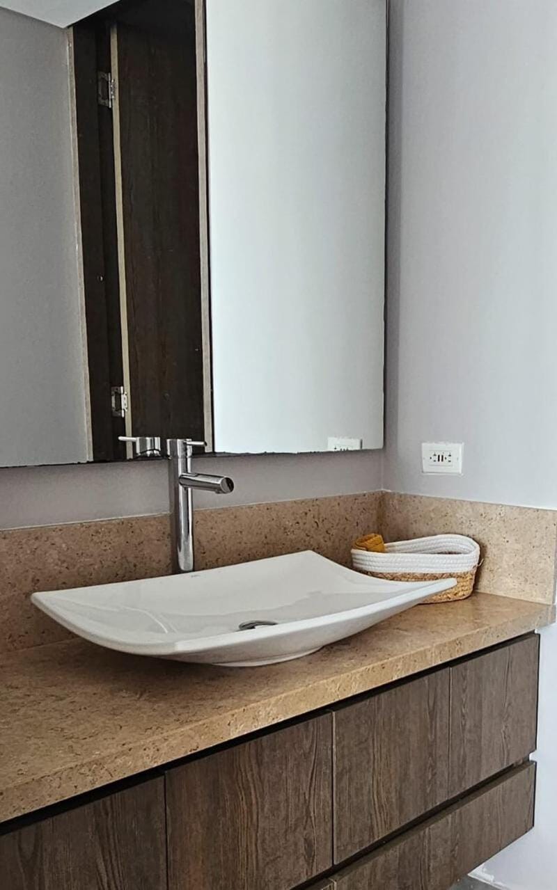 Elessa Beachfront Apartment Ocean Views in Morros Apartment in La Boquilla