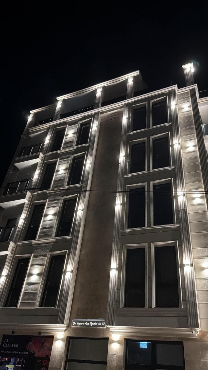 Property building, Night