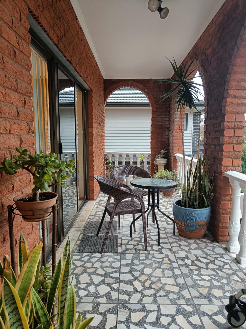 Spacious Queen Room Conveniently Located - CP11 Vacation rental in Sydney