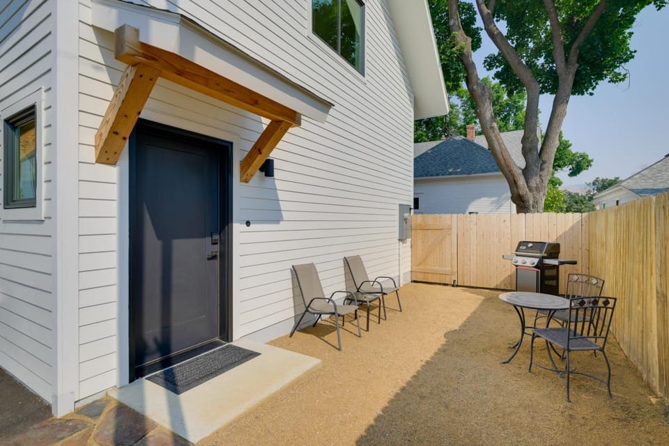 1 Mi to UM Campus! Newly Built Apt w/ Side Yard Apartment in Missoula