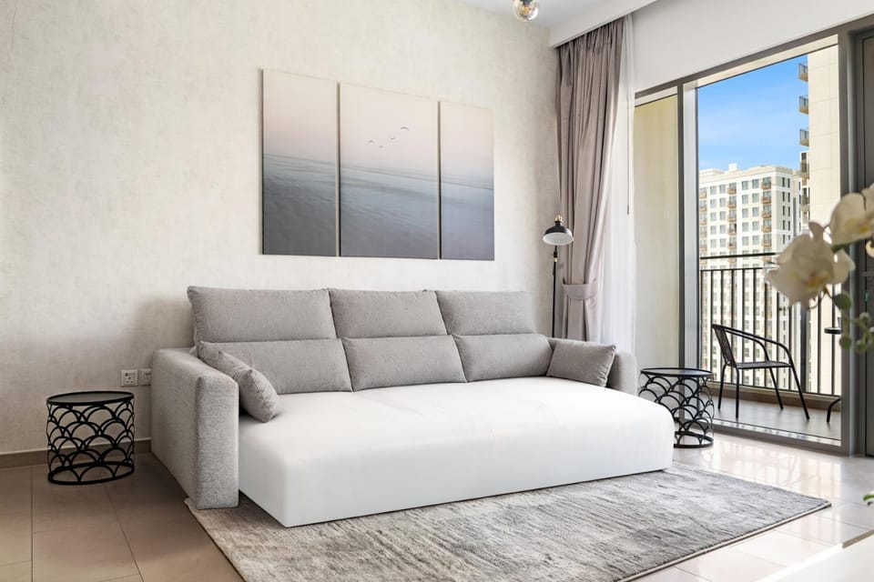Dubai Hills 1BR Retreat with Balcony and Pool Apartment in Dubai