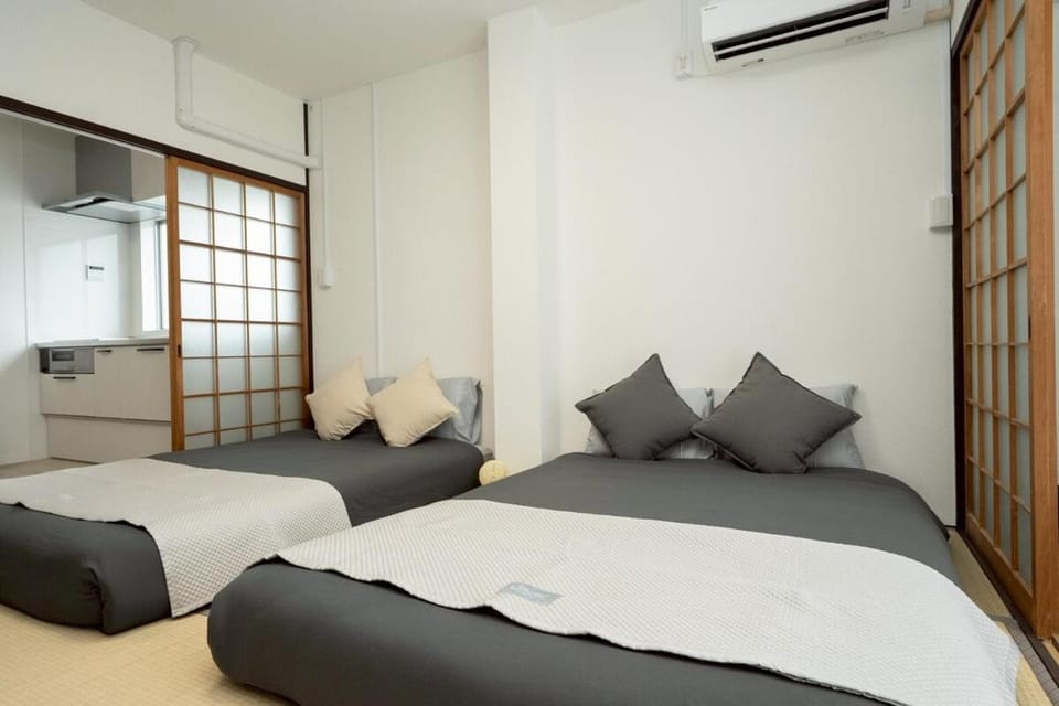 Kuromon Market 1min Up to 6 Guests Namba Walk Minami Kuromon 5 Apartment in Osaka