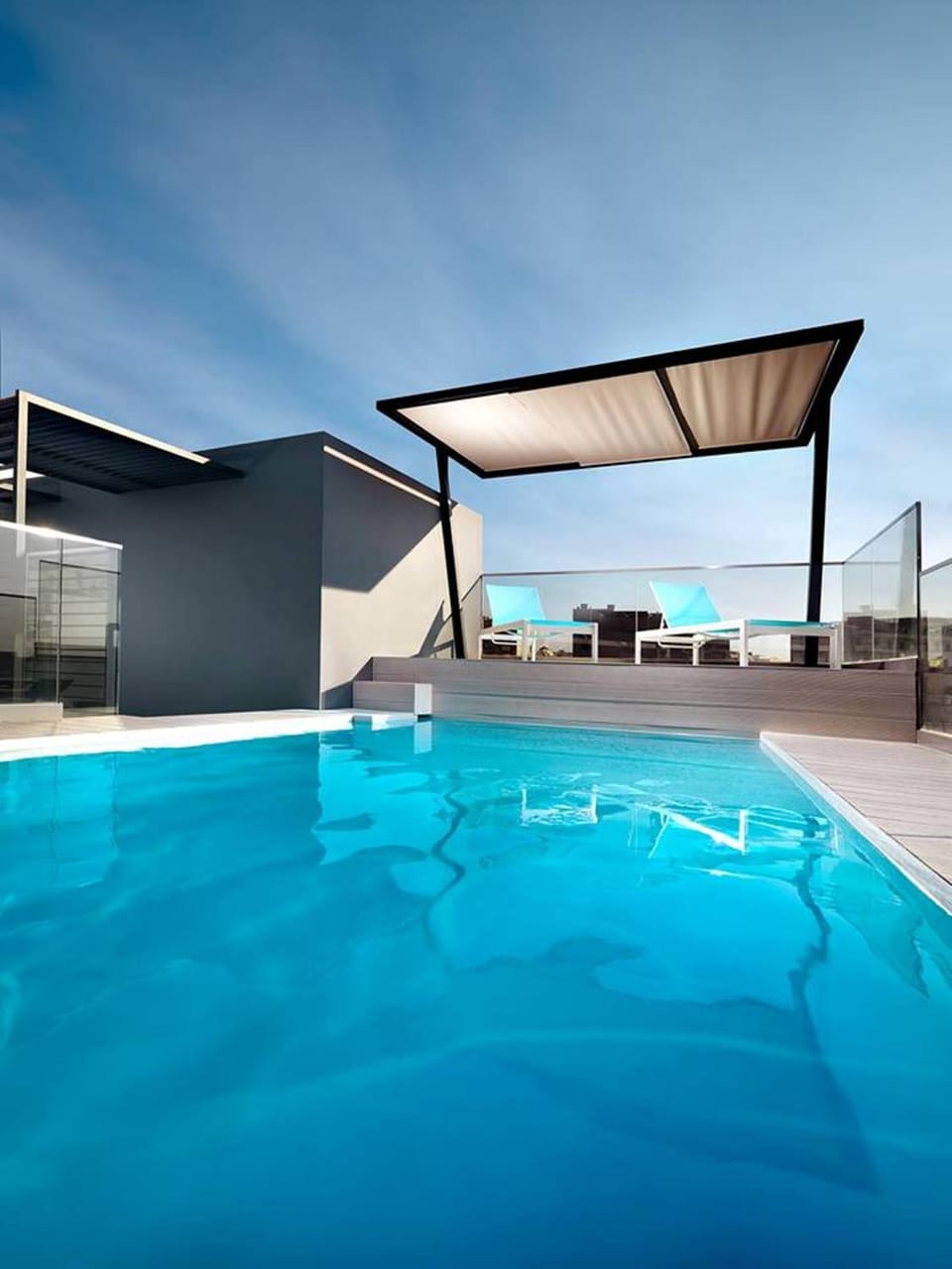 Swimming pool, Swimming pool