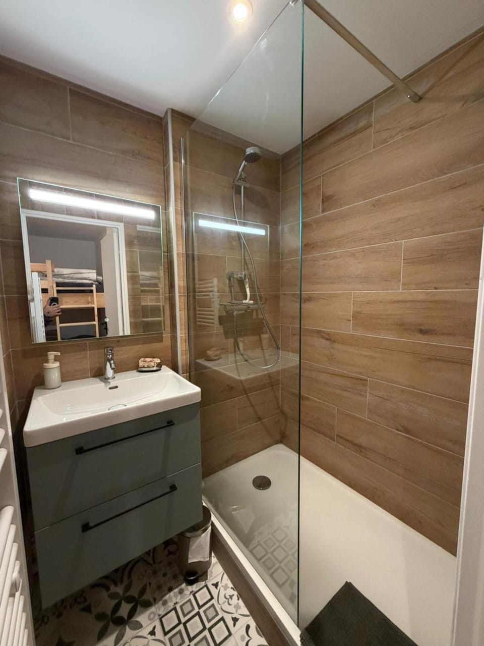 Shower, Bathroom