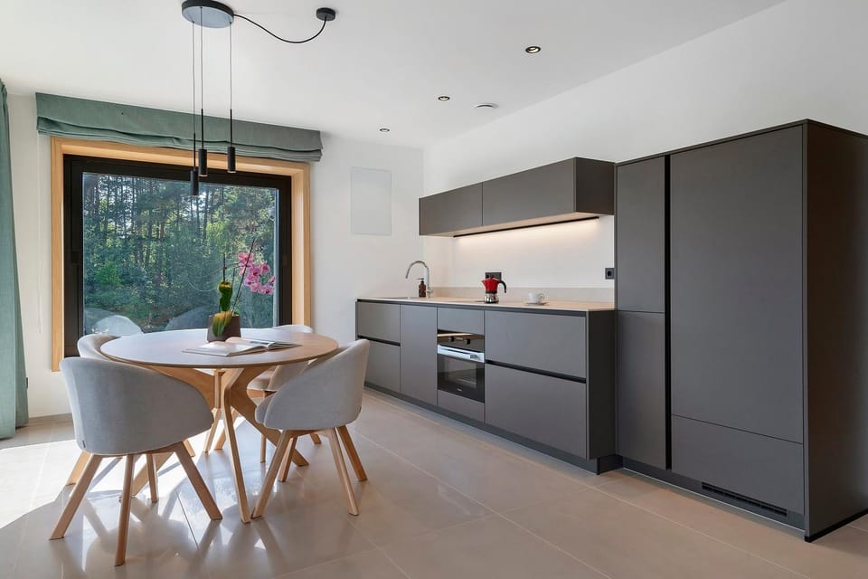 Property building, Kitchen or kitchenette, Living room