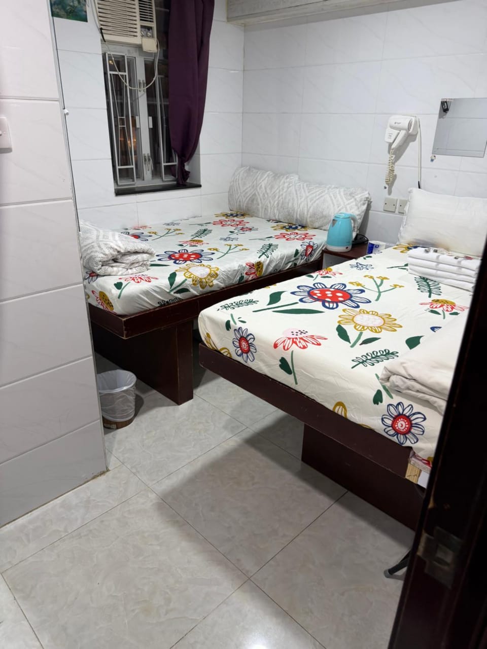KAMAL DELUXE hostel Bed and Breakfast in China