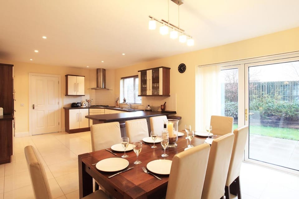 Ardmullen 4 Bed Detached Holiday Home - Walnut Villa in Kenmare