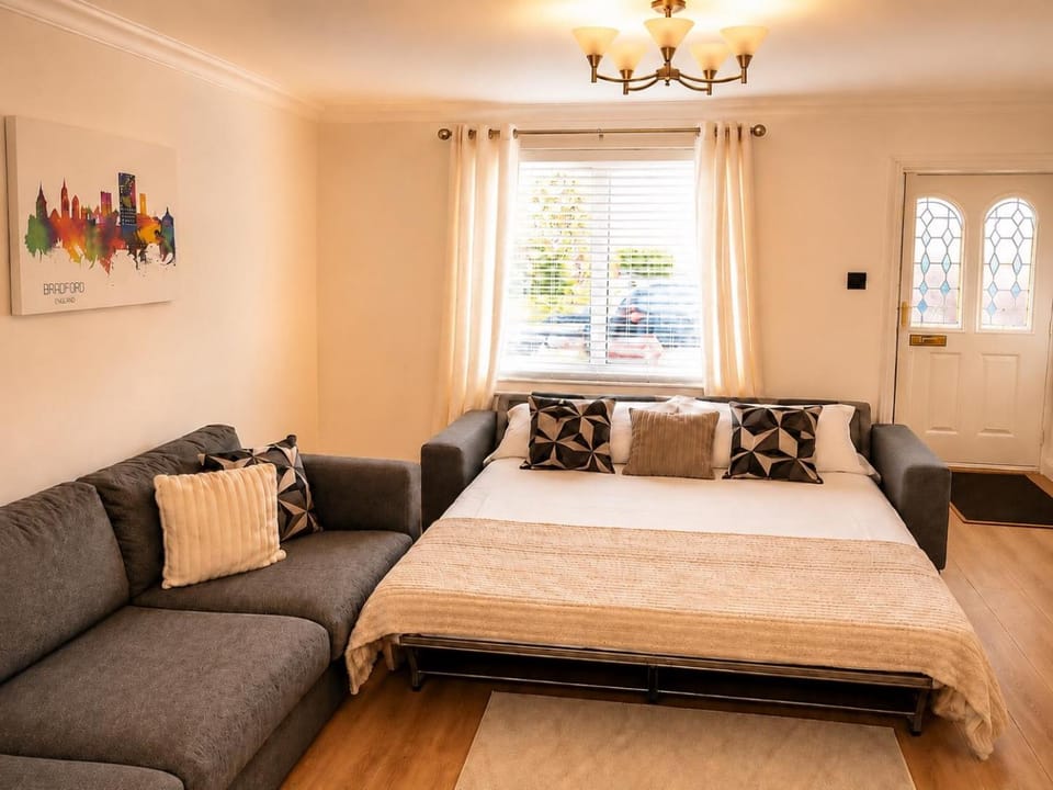 SmartStays -Bedford House in Bedford