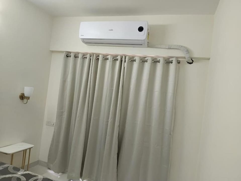Nanak Stays 1Bhk in Thane West Apartment in Thane
