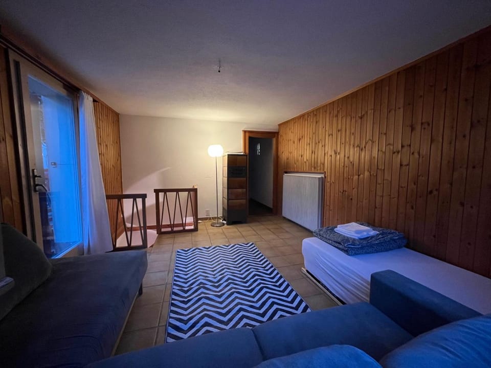 A lovely house with a garden Villa in Canton of Grisons