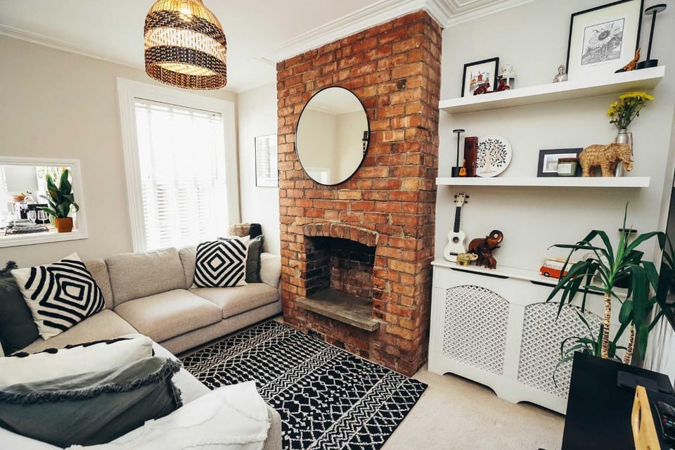 Living room, Seating area