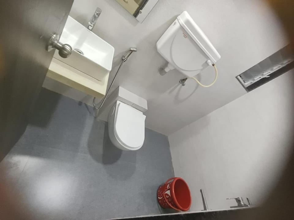 1 Bhk full furnished for Family and bachelors Apartment in Thane