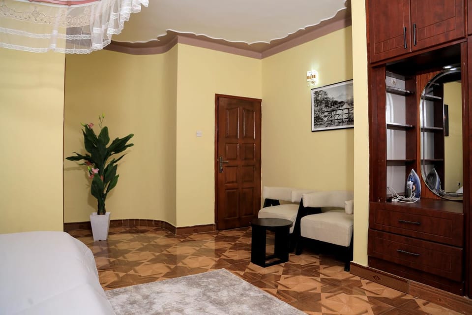 Katrina fully furnished house 3 bedroom Apartment in Uganda