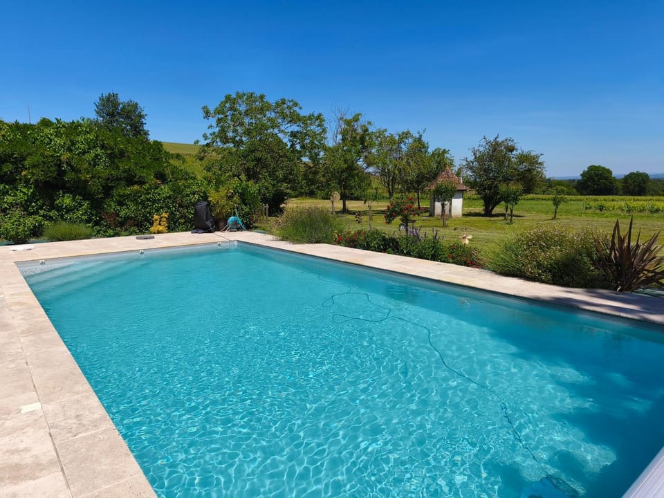 L'horizon des Vignes - Campagne & Piscine House in Gaillac
