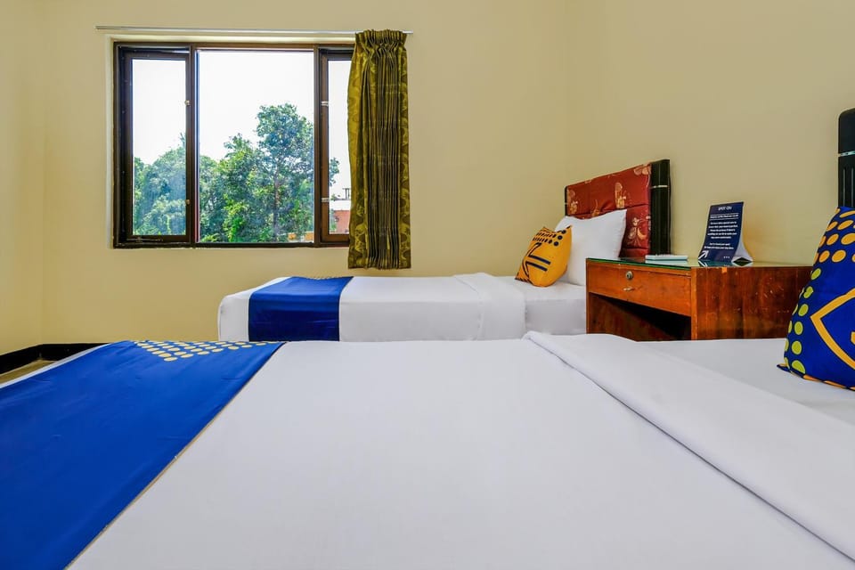 Elen hotel central senggigi Hotel in Batu Layar