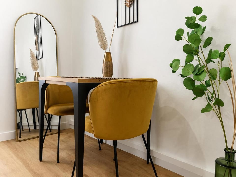 Studio Elegant & Tout Confort en Centre-Ville - 2 pers Apartment in Angers