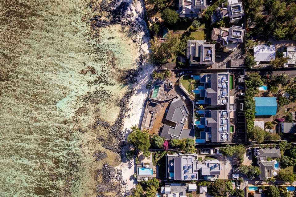 Villa Nalu - Luxury Beachfront Duplex & Pool Villa in Rivière Noire District, Mauritius