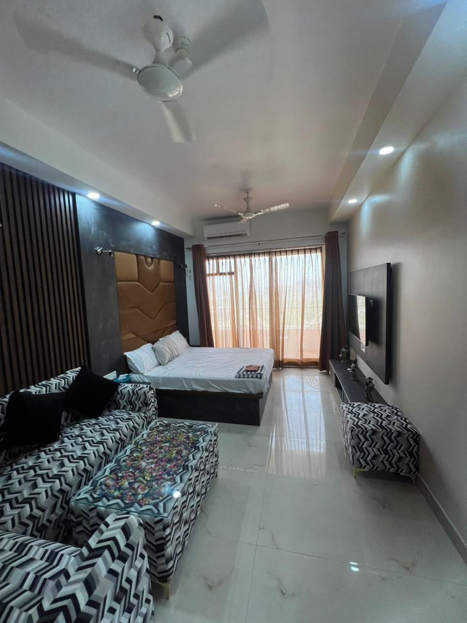 Nest & Rest Apartment hotel in Noida