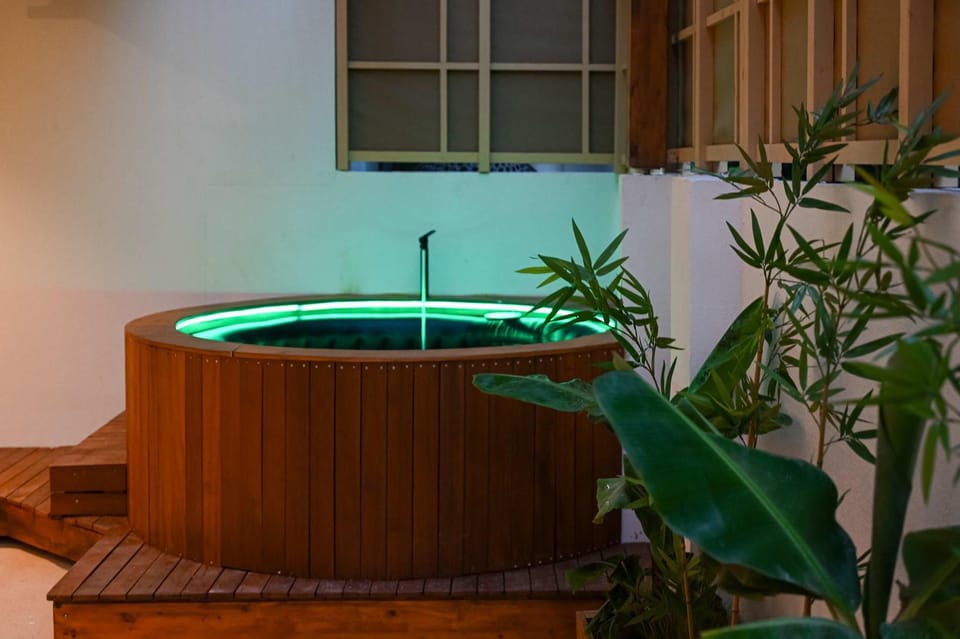 Hot Tub