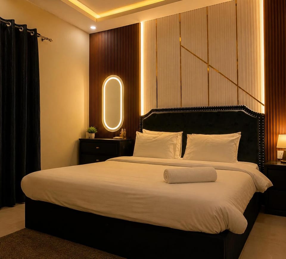 Bed, Photo of the whole room, Bedroom, wardrobe