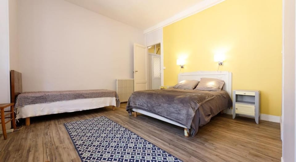 Maison 15 pers centre-ville House in Cauterets