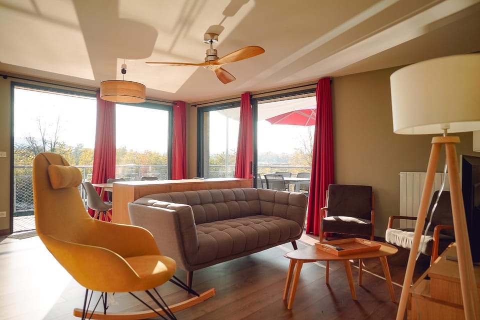 Seating area