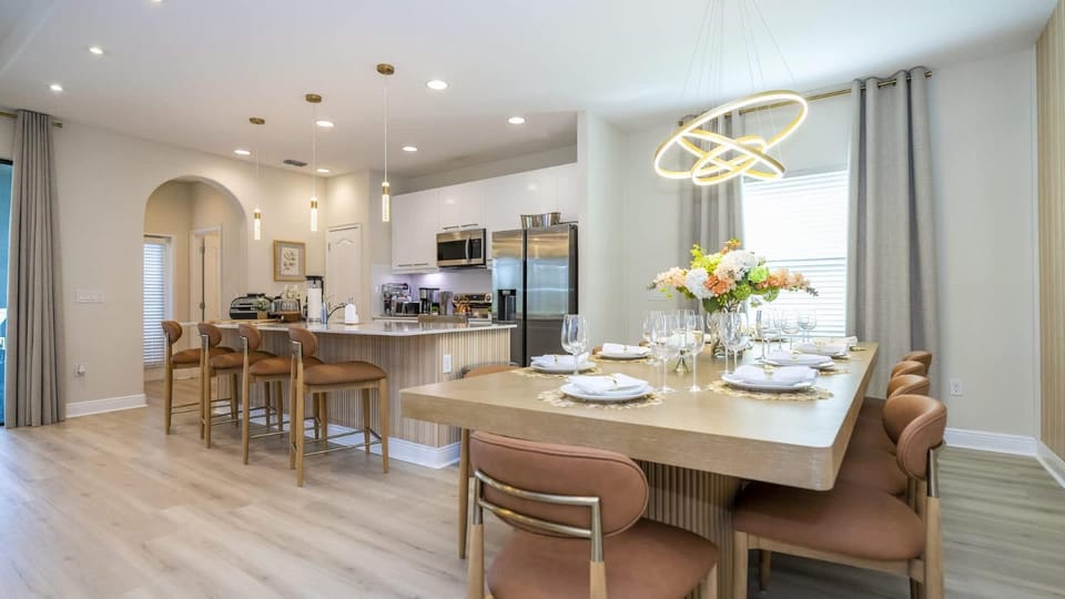 4BD Luxury Villa at Balmoral Resort Villa in Haines City