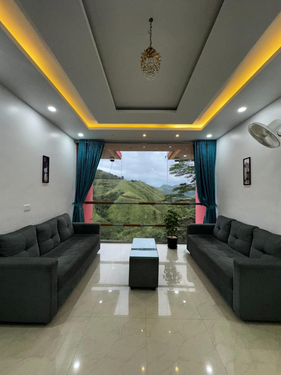 Rustic Rae Vagamon Bed and Breakfast in Kerala