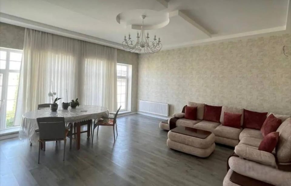 Communal lounge/ TV room, Living room, Seating area, Dining area