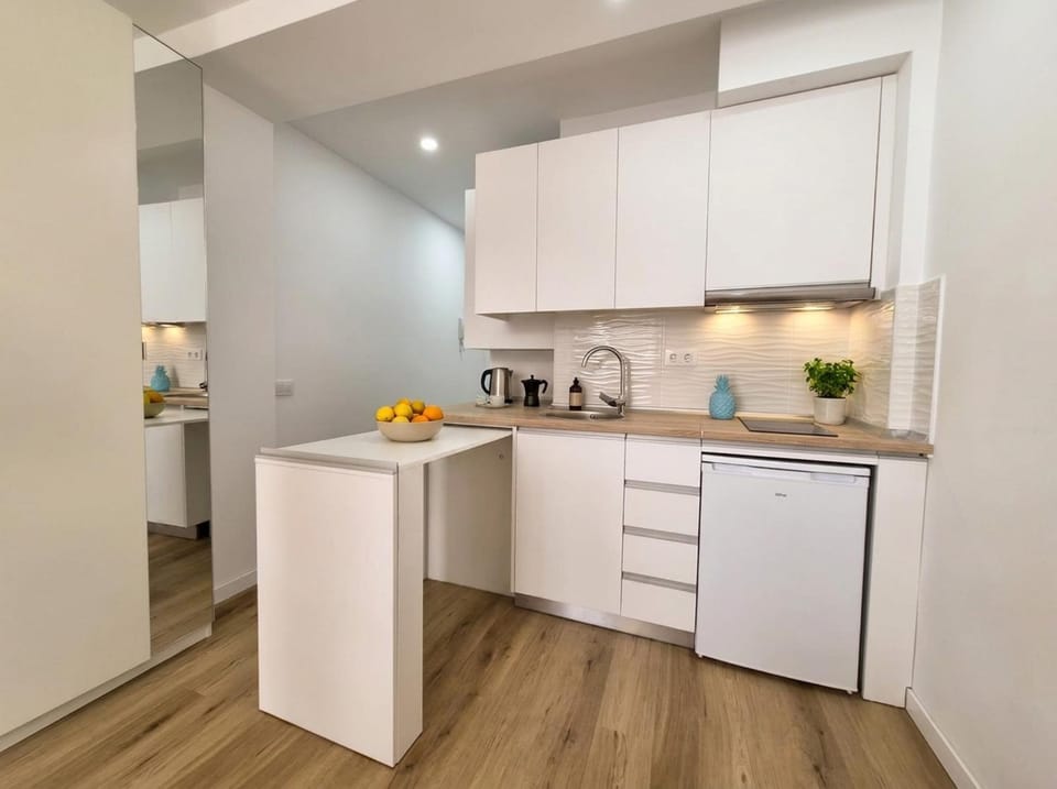 Beach Life Modern Studio Apartment in Las Palmas de Gran Canaria