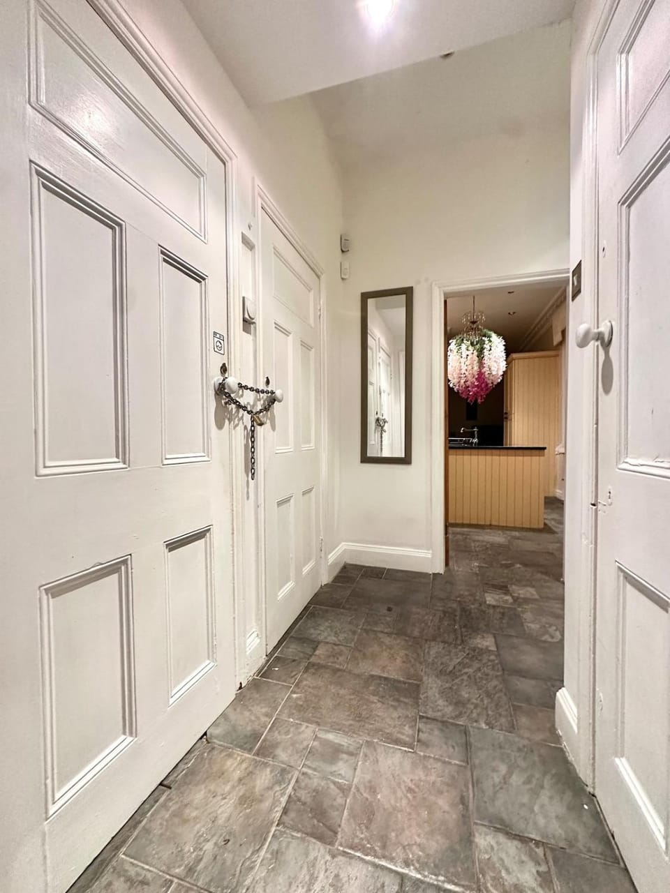The Belford - Large Victorian Suite - Sleeps 4 Apartment in Sunderland