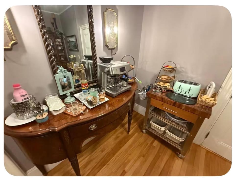 Coffee/tea facilities